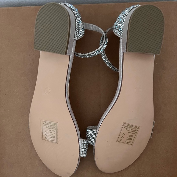 NWOT - DB studios rhinestone crystal flats size 9 - Picture 7 of 7